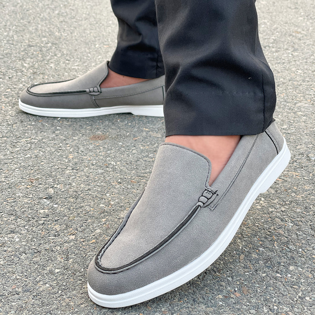Hedgez Handmade Gray Loropiana Suede Shoe - 441