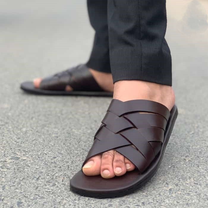 Hedgez Pure Leather Handmade CrissCross Slipper-CH17