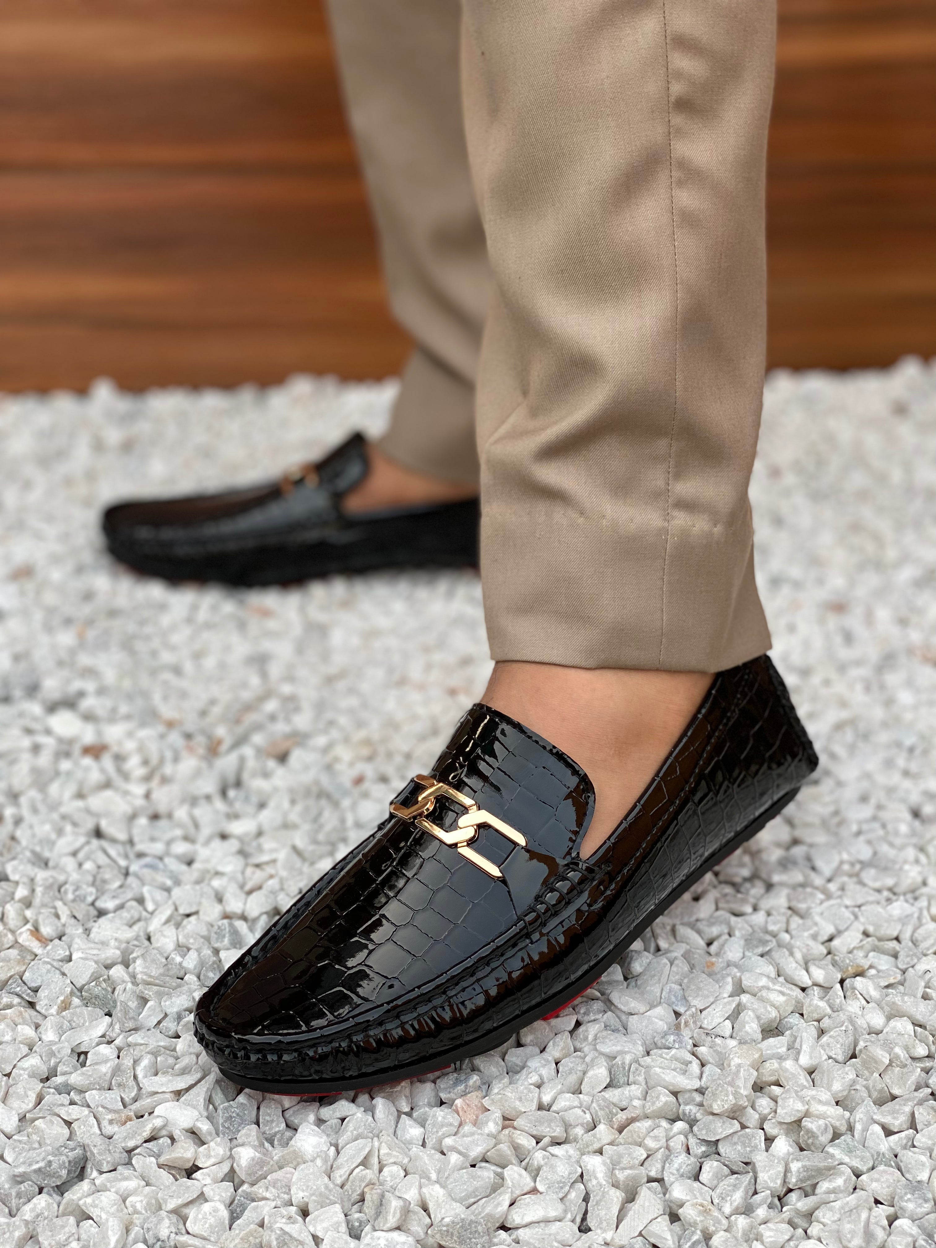 Hedgez Glossy Black Chain Casual Loafer-8066